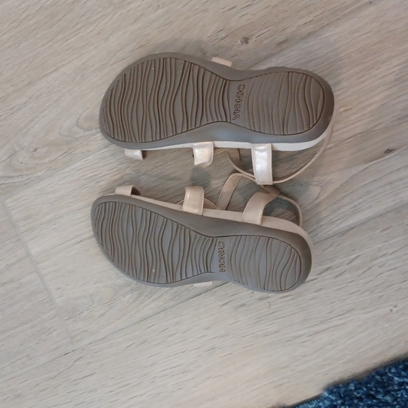 Vionic Orthotic Strappy Jodie Rose Gold Sandal - Picture 13 of 16